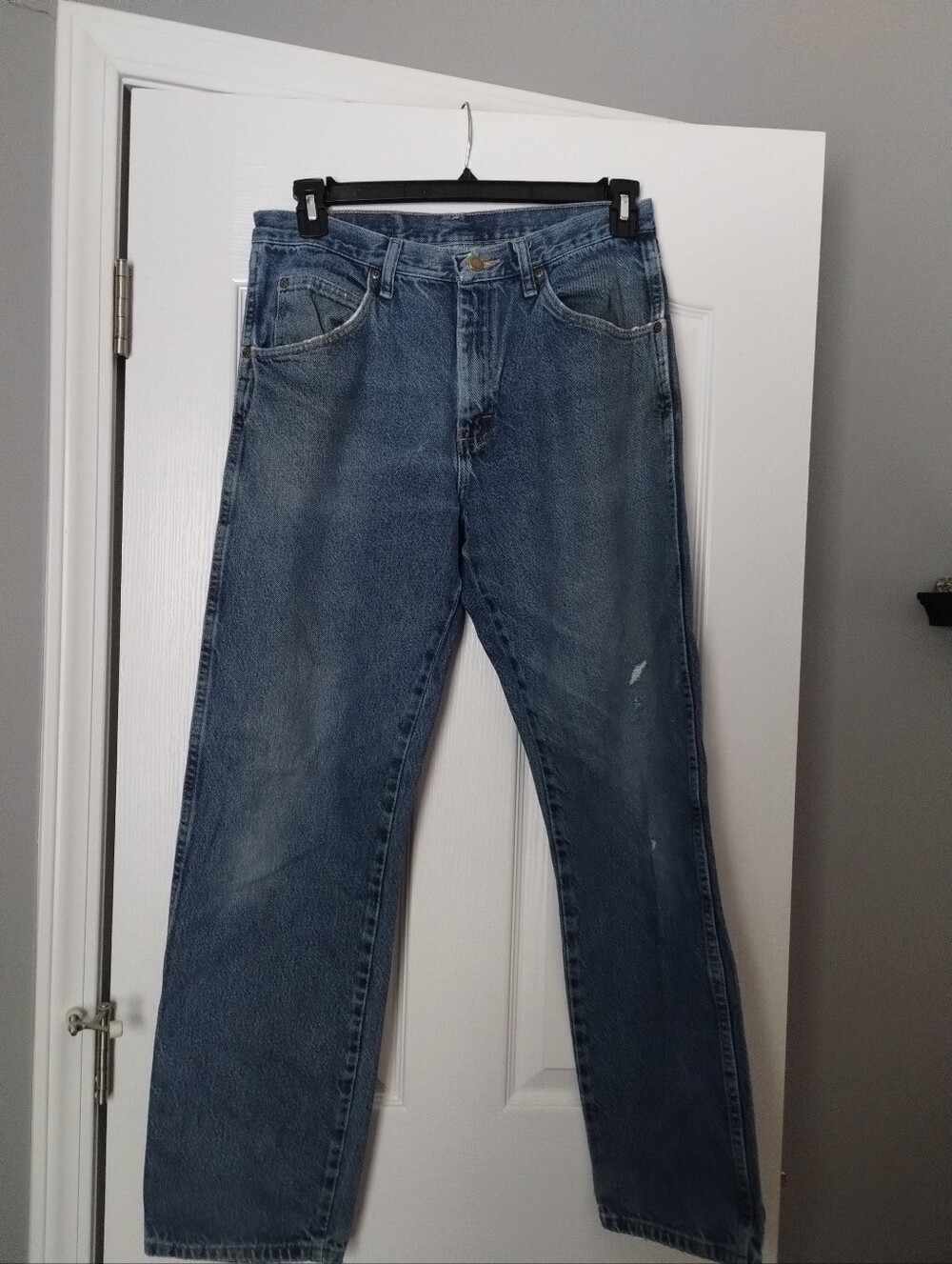 Wrangler Vintage Straight Leg Jeans Size 33x32
